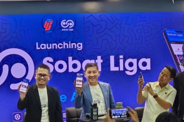 Berikut beberapa alternatif judul untuk "LIB luncurkan aplikasi Sobat Liga untuk bantu penggemar bola":

1. "Aplikasi Sobat Liga Diperkenalkan oleh LIB untuk Menyemarakkan Pengalaman Penggemar Sepak Bola"
2. "Sobat Liga: Aplikasi Baru dari LIB untuk Mendukung Fans Sepak Bola"
3. "LIB Perkenalkan Aplikasi Sobat Liga, Solusi Cerdas untuk Penggemar Sepak Bola"
4. "Dukung Penggemar Sepak Bola, LIB Luncurkan Aplikasi Sobat Liga"
5. "LIB Inovasi Digital: Aplikasi Sobat Liga untuk Kesehatan Penggemar Bola"
6. "Mempererat Komunitas, LIB Hadirkan Aplikasi Sobat Liga untuk Fans Sepak Bola"
7. "Aplikasi Sobat Liga: Inisiatif LIB untuk Meningkatkan Interaksi Penggemar Bola"

Silakan pilih atau modifikasi sesuai kebutuhan!