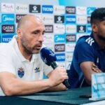Alternatif judul: "Aleksandar Rankovic Yakin Persib Bandung Bisa Memperberat Perjuangan LCS